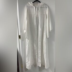 Shannon McLean Chic White Floral Lace Coverup - Robe  one size
